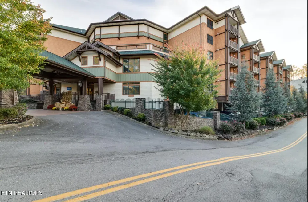 215 Woliss Lane #303 Gatlinburg, TN 37738