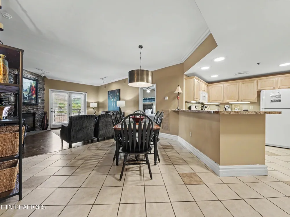 215 Woliss Lane #303 Gatlinburg, TN 37738