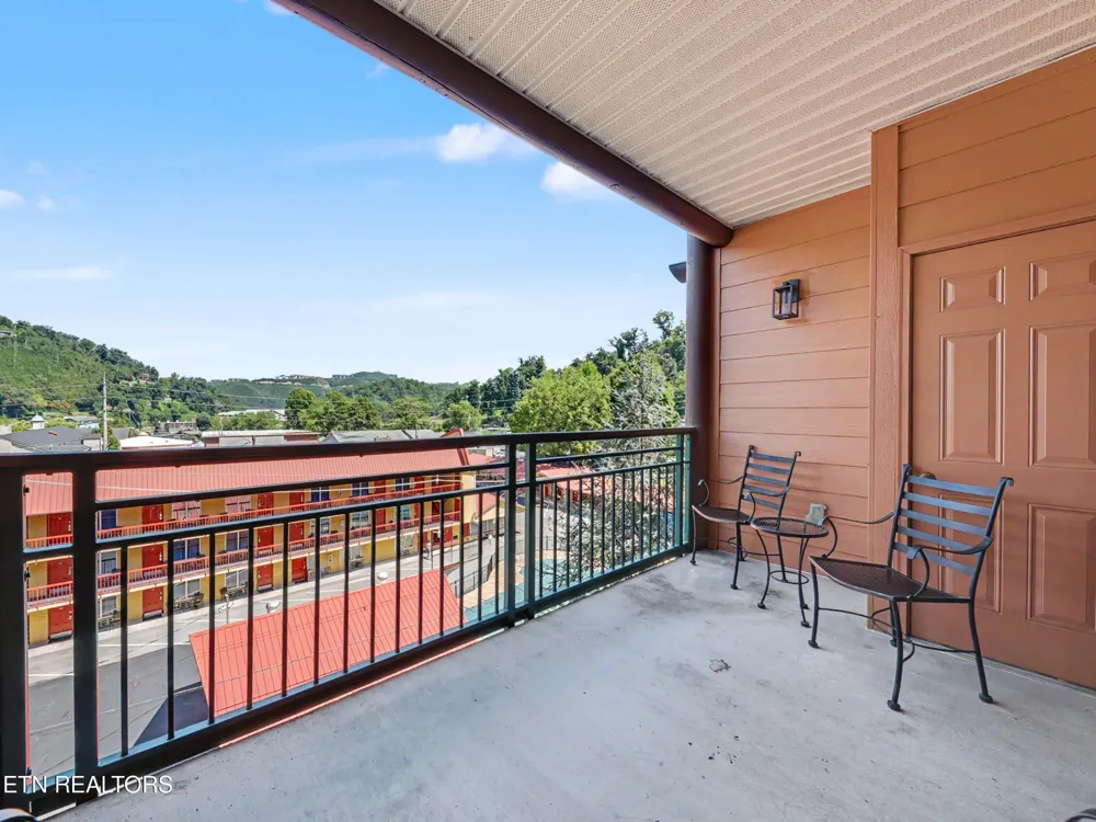 215 Woliss Lane #303 Gatlinburg, TN 37738