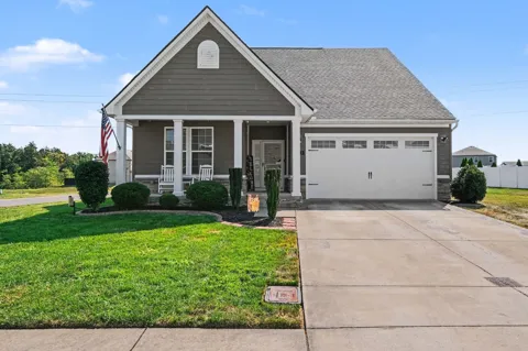 801 Raintree Dr