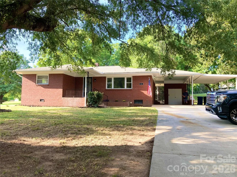 106 Hawkinstown Road Salisbury, NC 28144