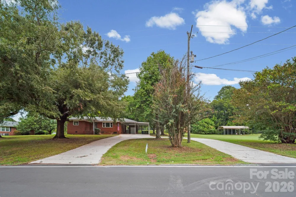 106 Hawkinstown Road Salisbury, NC 28144