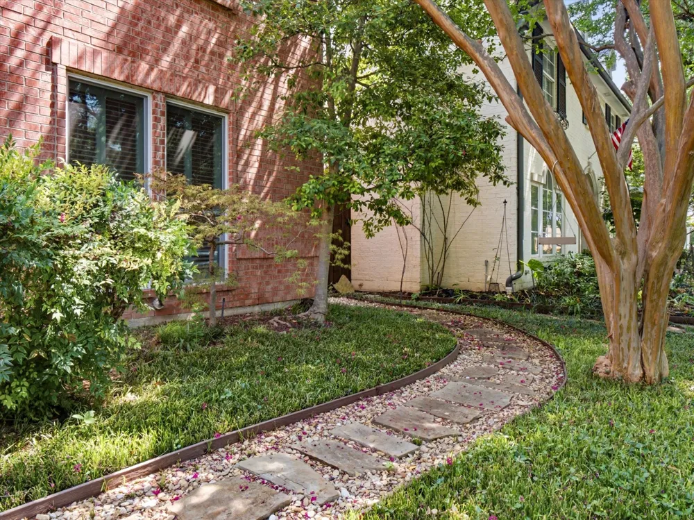 2708 Rosedale Avenue University Park, TX 75205