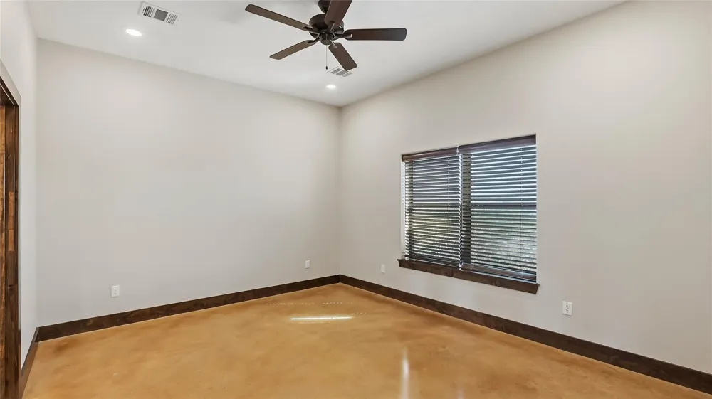 7220 Goehring Road Ledbetter, TX 78946