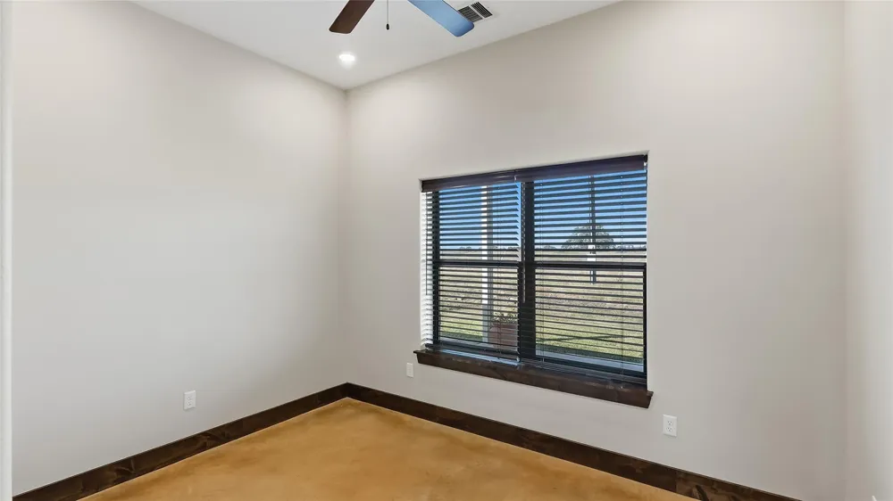 7220 Goehring Road Ledbetter, TX 78946