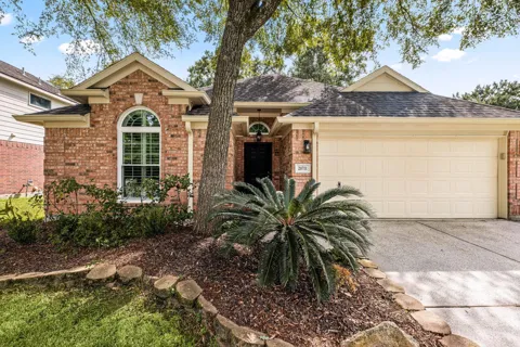 20711 Redbud Trail
