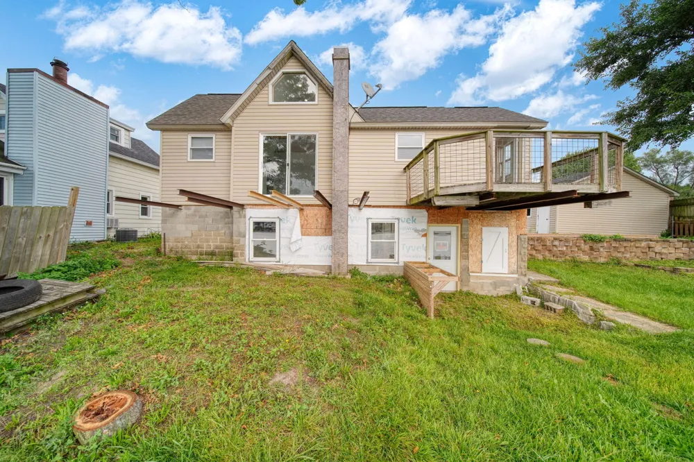 124 Cooks Landing Michigan Center, MI 49254