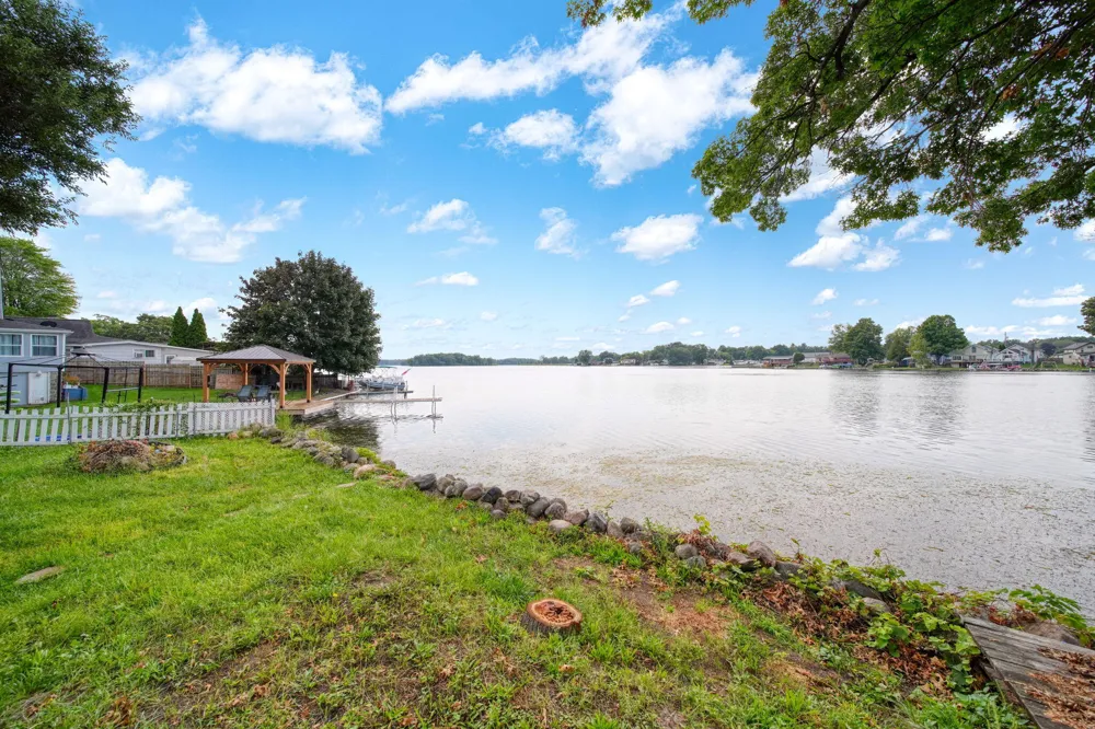 124 Cooks Landing Michigan Center, MI 49254