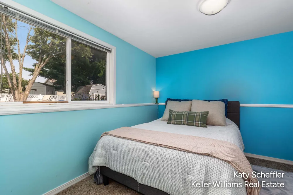 2551 Cedar Lake Drive Jenison, MI 49428