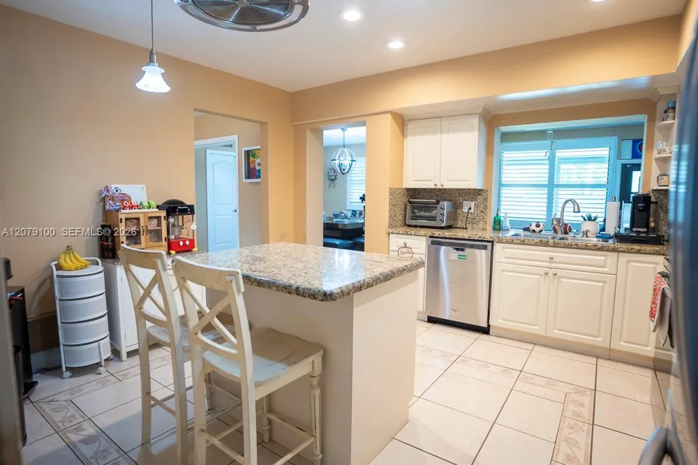 4301 Adams St Hollywood, FL 33021