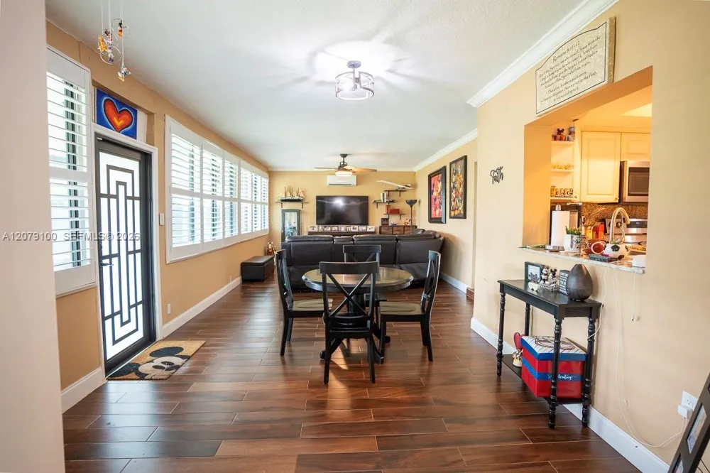 4301 Adams St Hollywood, FL 33021