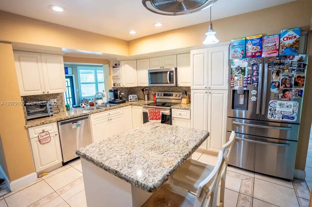 4301 Adams St Hollywood, FL 33021