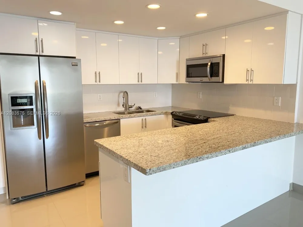 19390 Collins Ave #805 Sunny Isles Beach, FL 33160