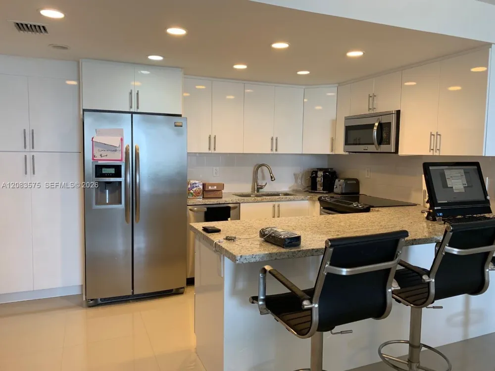 19390 Collins Ave #805 Sunny Isles Beach, FL 33160