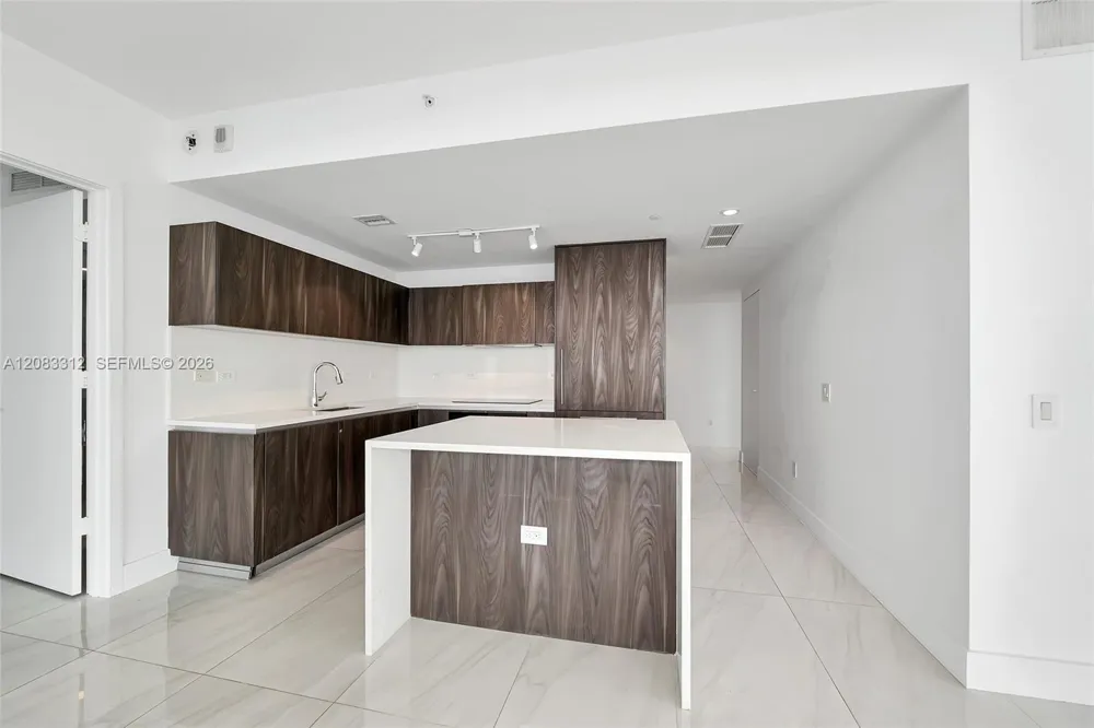 3131 NE 7th Ave #1806 Miami, FL 33137