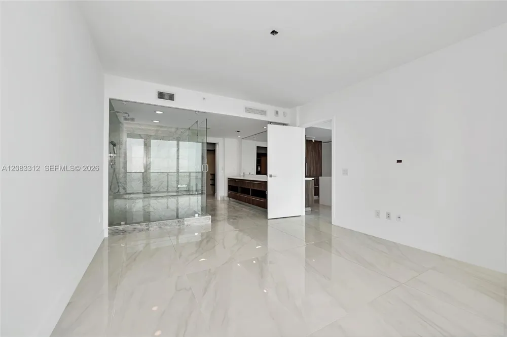 3131 NE 7th Ave #1806 Miami, FL 33137