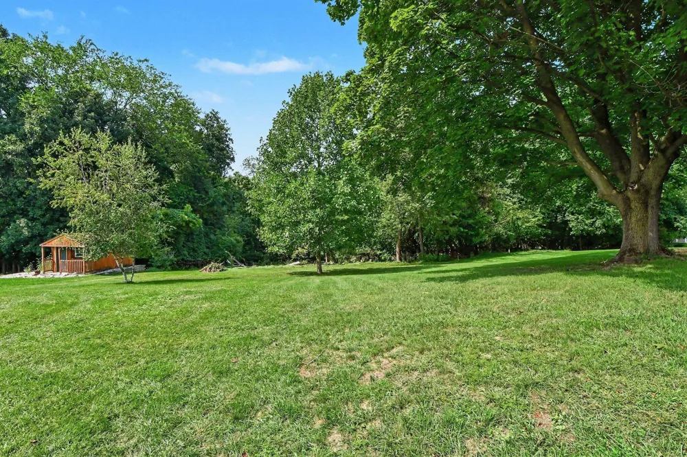 6933 Pine Edge Drive SE Caledonia Township, MI 49302