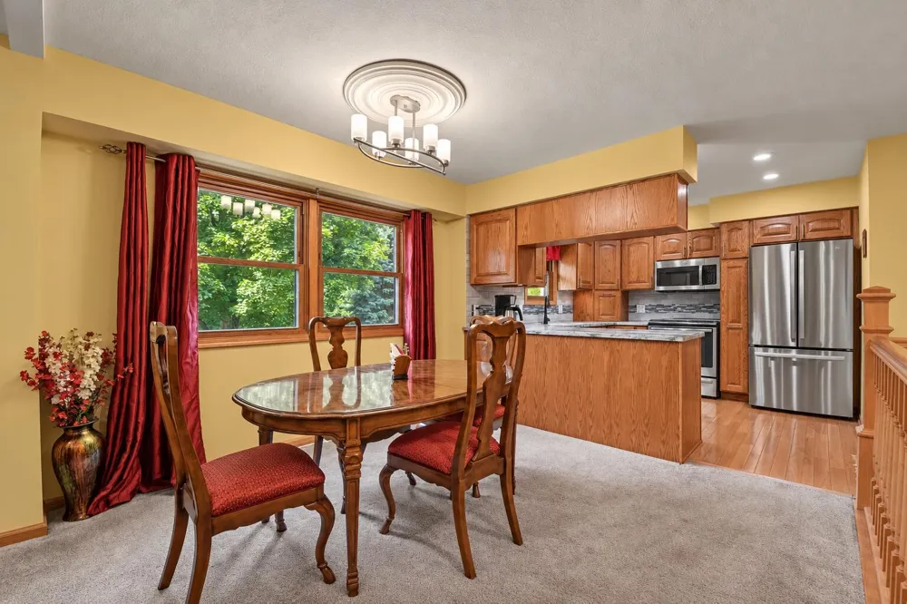 6933 Pine Edge Drive SE Caledonia Township, MI 49302