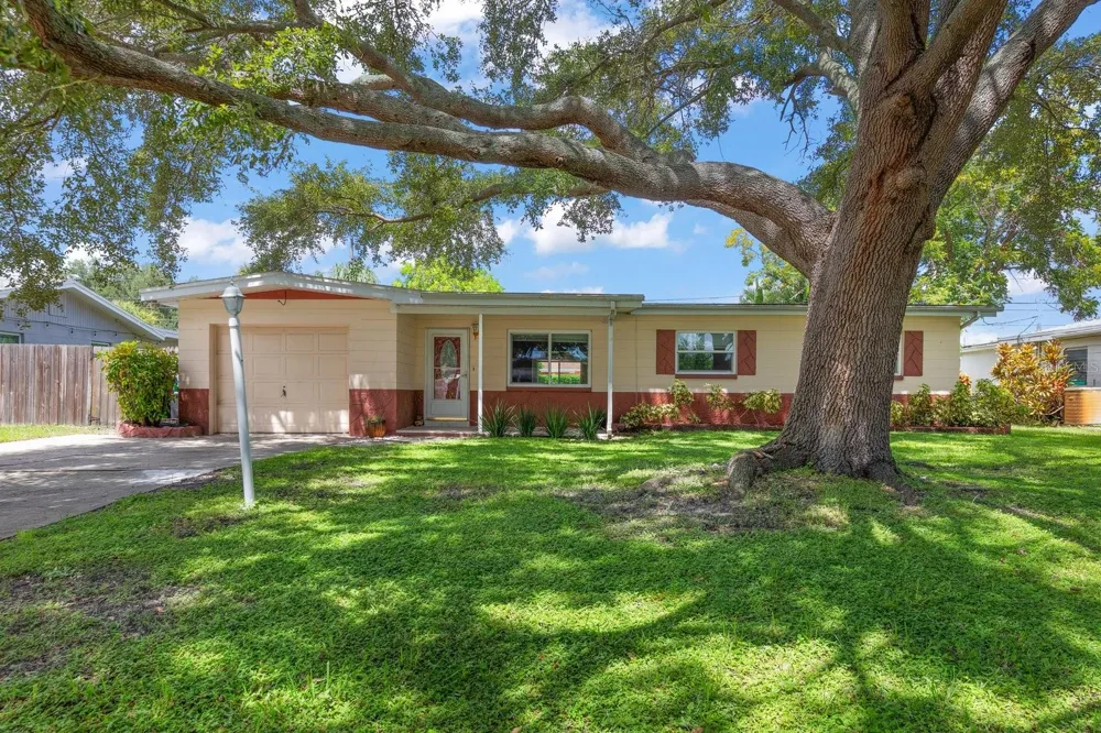 3531 FLORAL DRIVE SE Largo, FL 33771