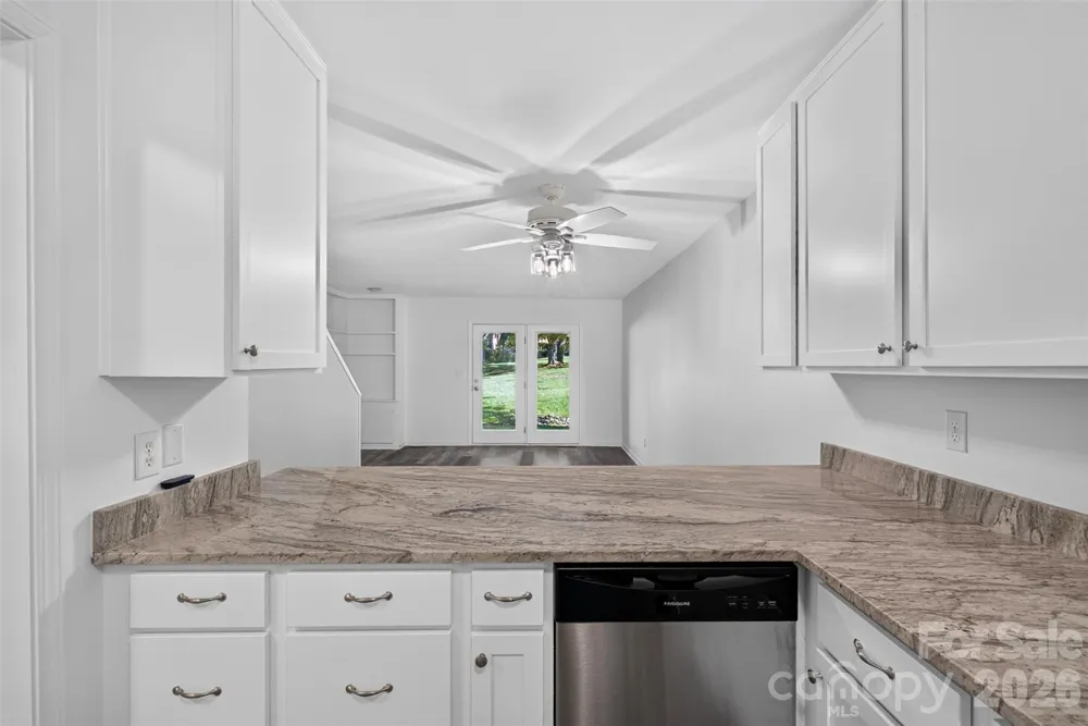 132 Colony Drive Arden, NC 28704