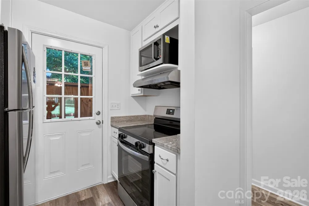 132 Colony Drive Arden, NC 28704