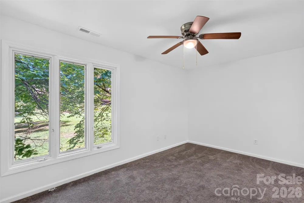 132 Colony Drive Arden, NC 28704
