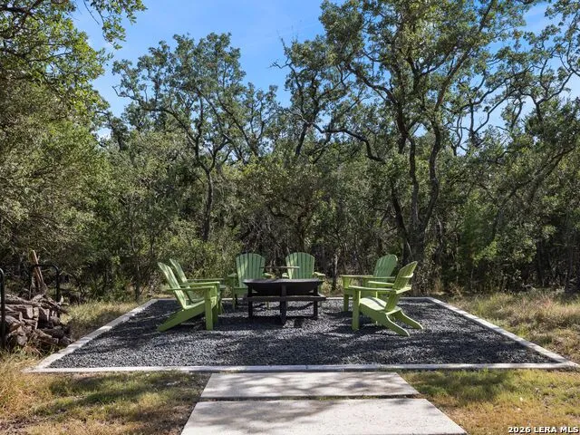 1028 Monteola Bulverde, TX 78163
