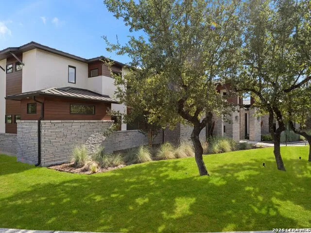 1028 Monteola Bulverde, TX 78163