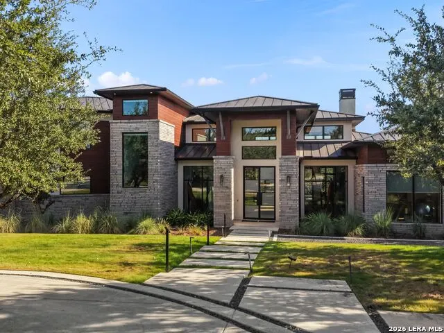 1028 Monteola Bulverde, TX 78163