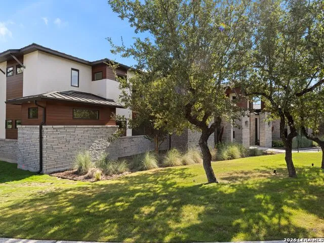 1028 Monteola Bulverde, TX 78163