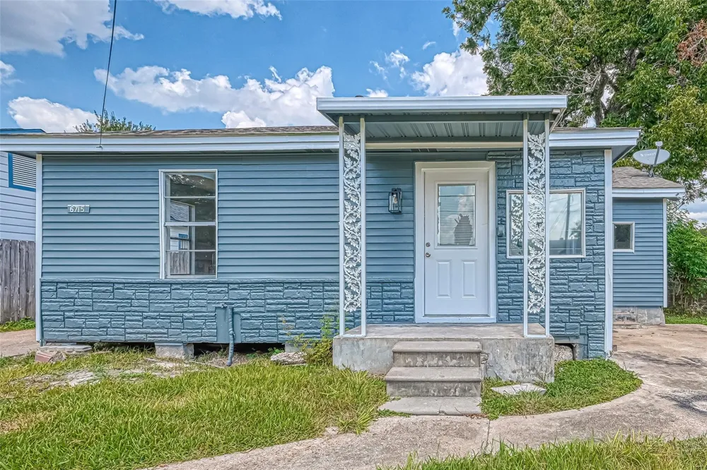 6715 Victoria Street Houston, TX 77020