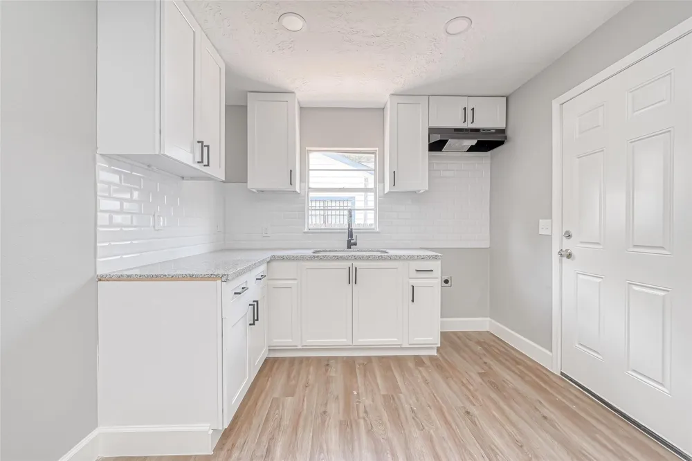 6715 Victoria Street Houston, TX 77020