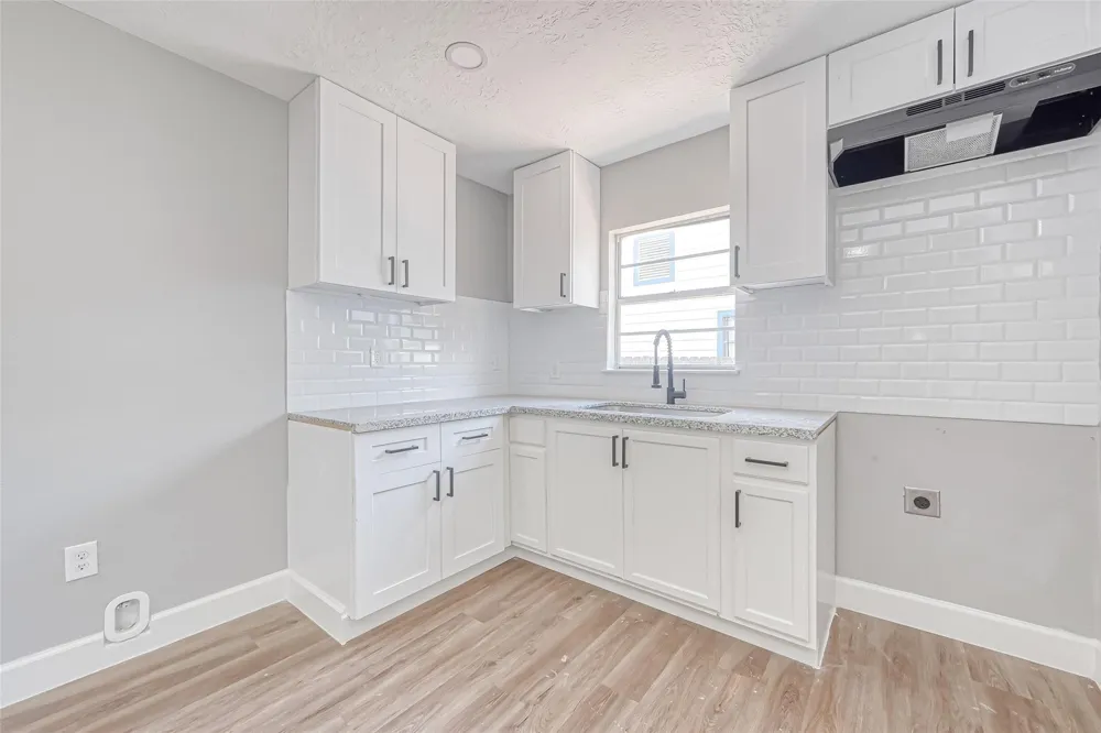 6715 Victoria Street Houston, TX 77020