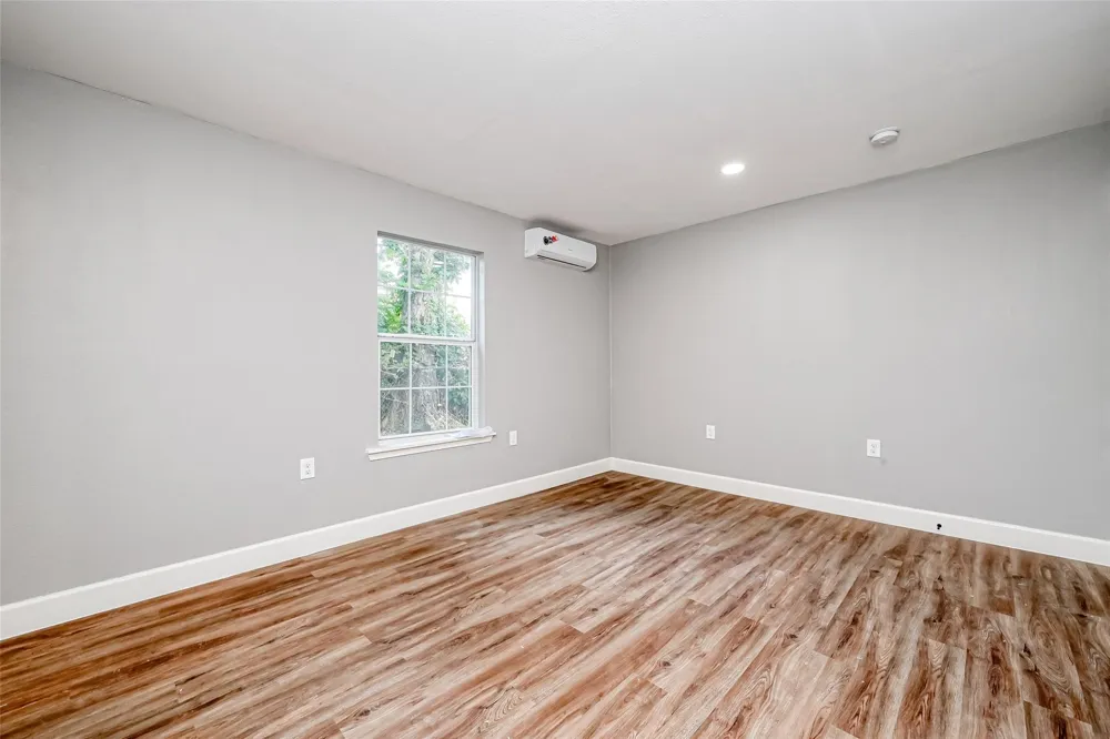 6715 Victoria Street Houston, TX 77020