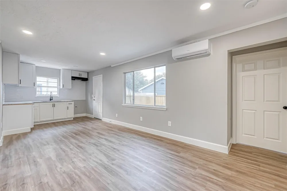 6715 Victoria Street Houston, TX 77020