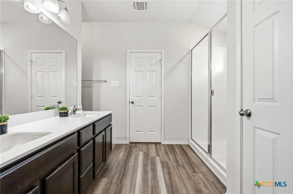 1821 Fall Creek Court Copperas Cove, TX 76522