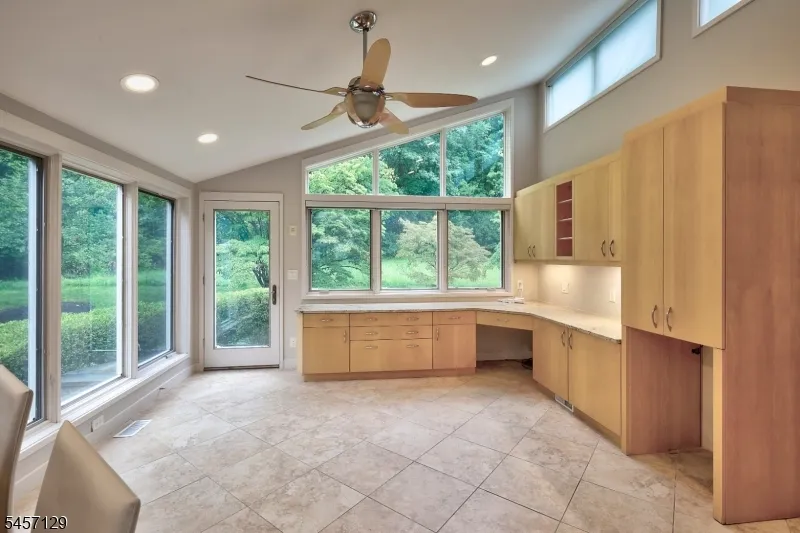26 Gleneagles Dr Harding, NJ 07935