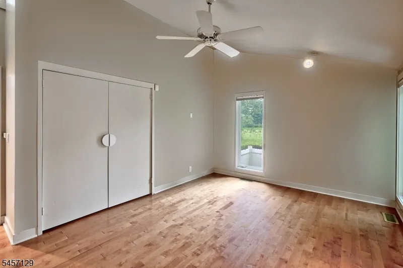 26 Gleneagles Dr Harding, NJ 07935