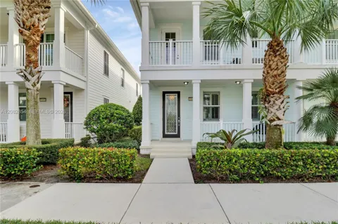1184 Islamorada Dr #1184