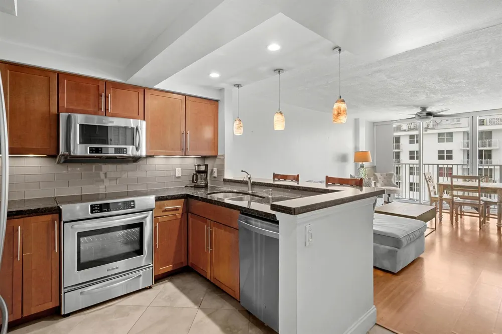 111 BRINY AVENUE #PH7 Pompano Beach, FL 33062