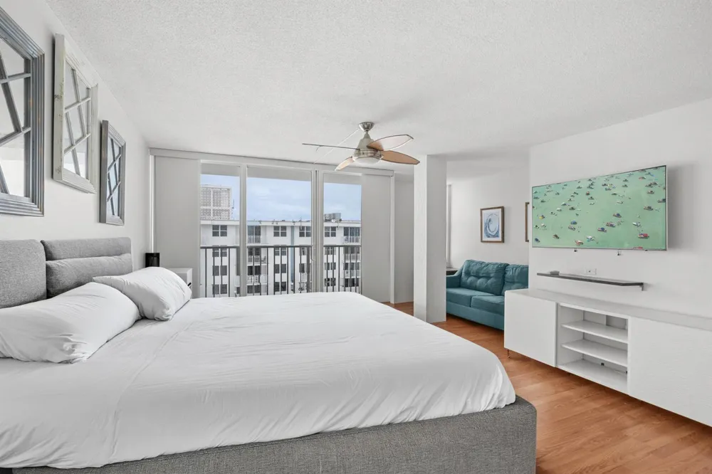 111 BRINY AVENUE #PH7 Pompano Beach, FL 33062
