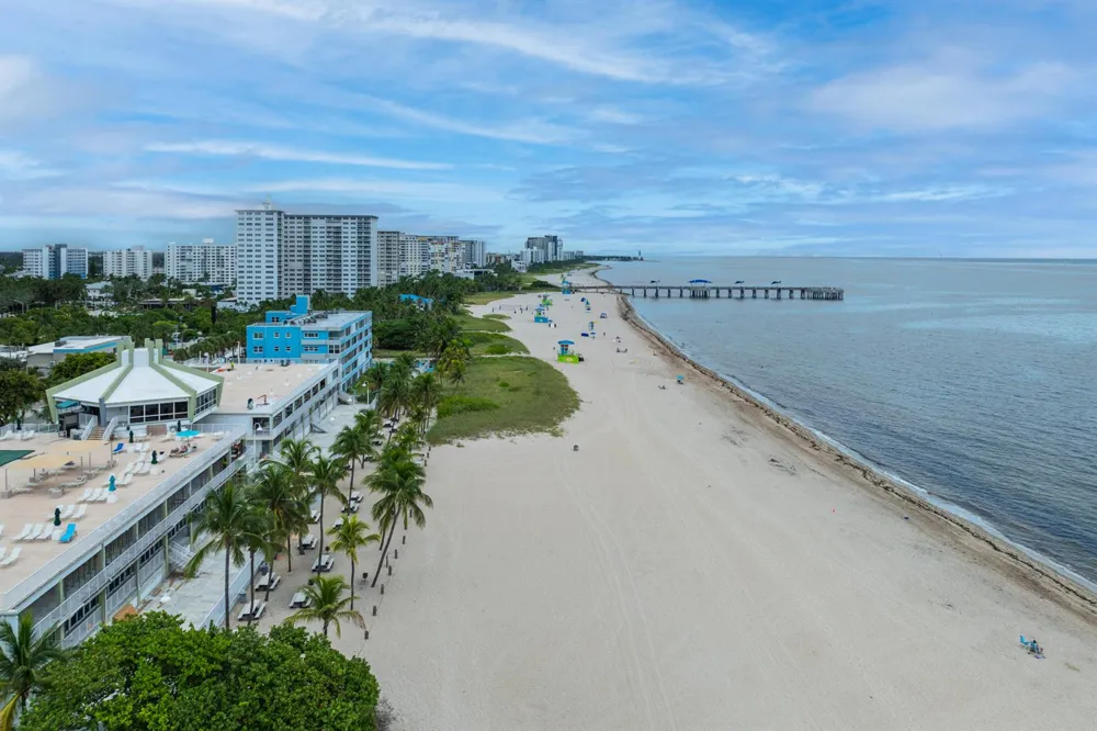 111 BRINY AVENUE #PH7 Pompano Beach, FL 33062