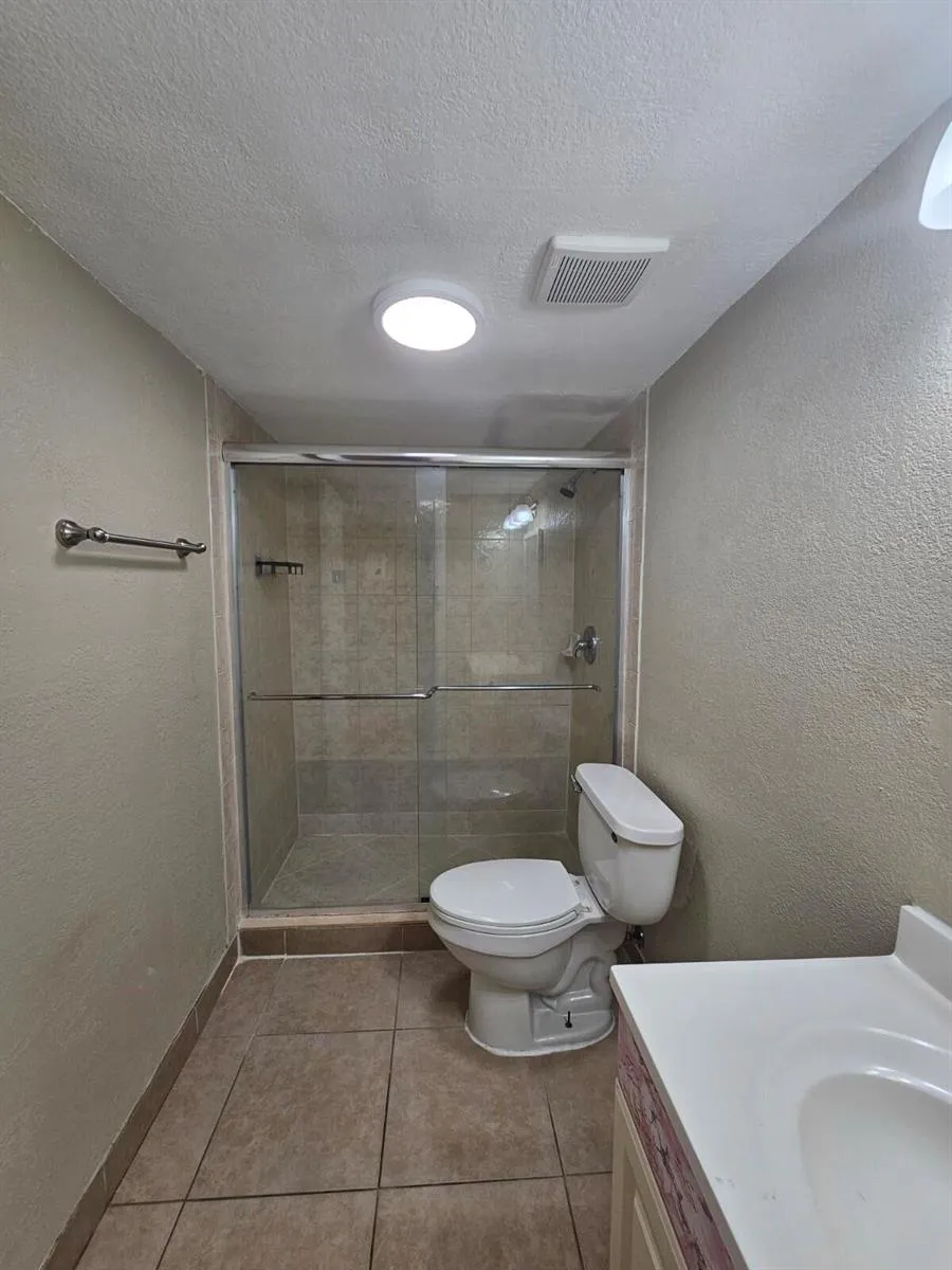 4324 NW 9TH AVENUE #6-1C Deerfield Beach, FL 33064