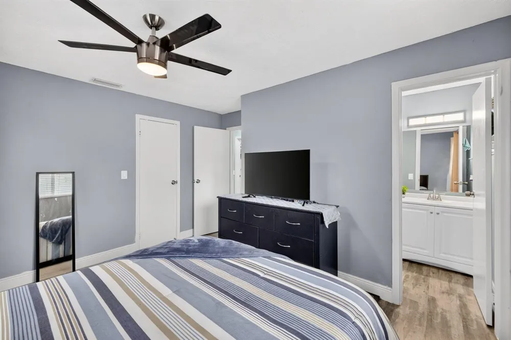 2333 NW 82ND WAY NW Sunrise, FL 33322