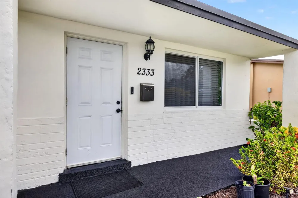 2333 NW 82ND WAY NW Sunrise, FL 33322