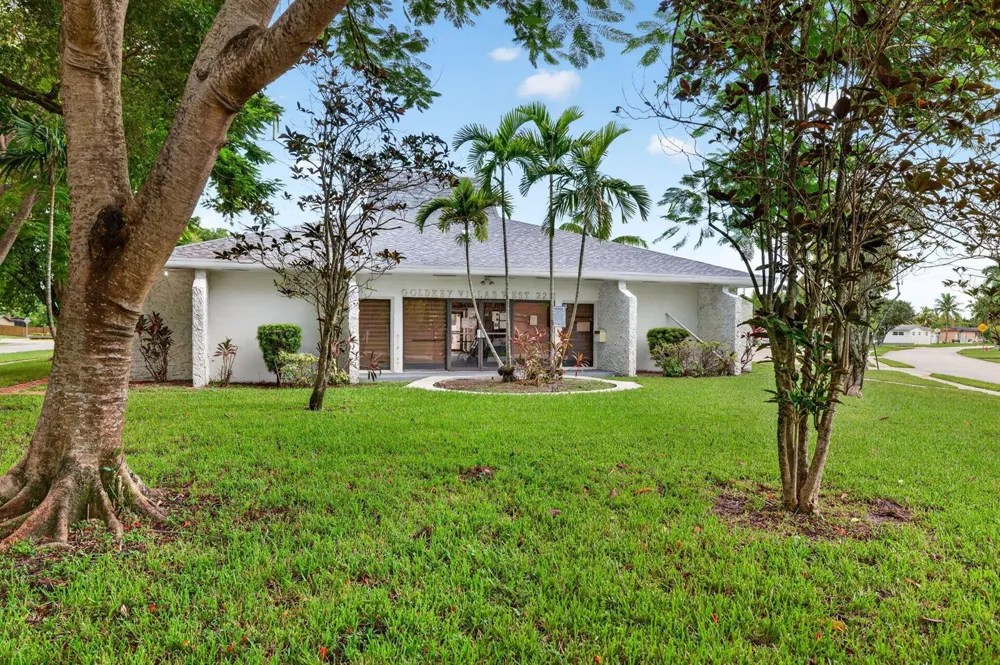 2333 NW 82ND WAY NW Sunrise, FL 33322