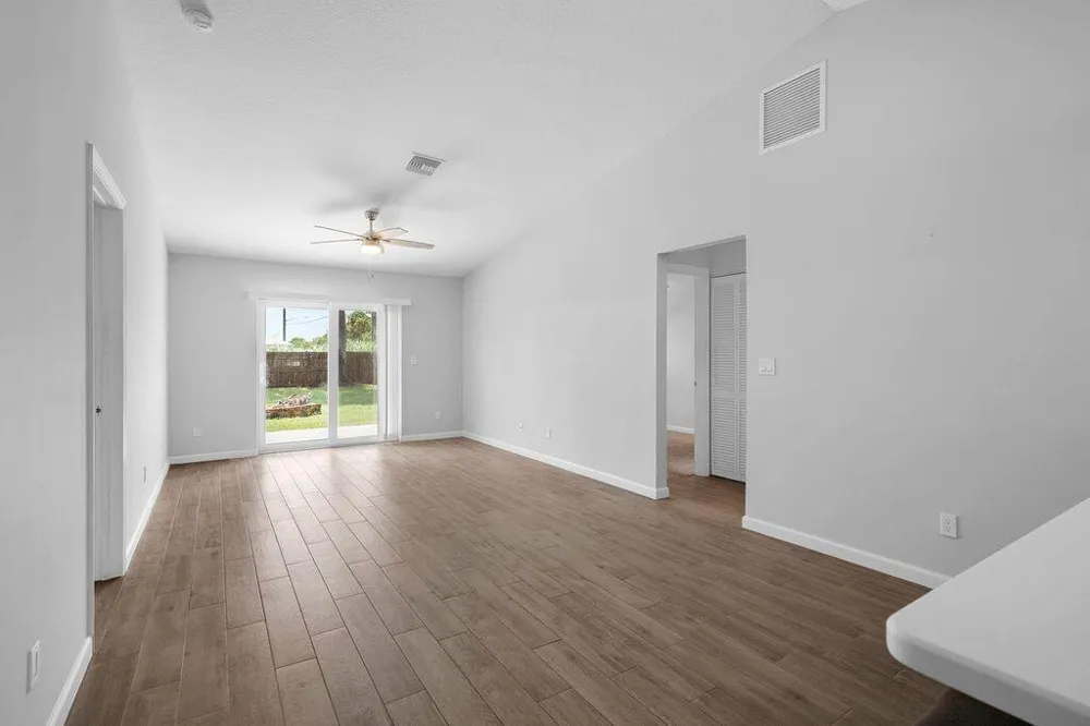 5078 SE ISABELITA AVENUE Stuart, FL 34997