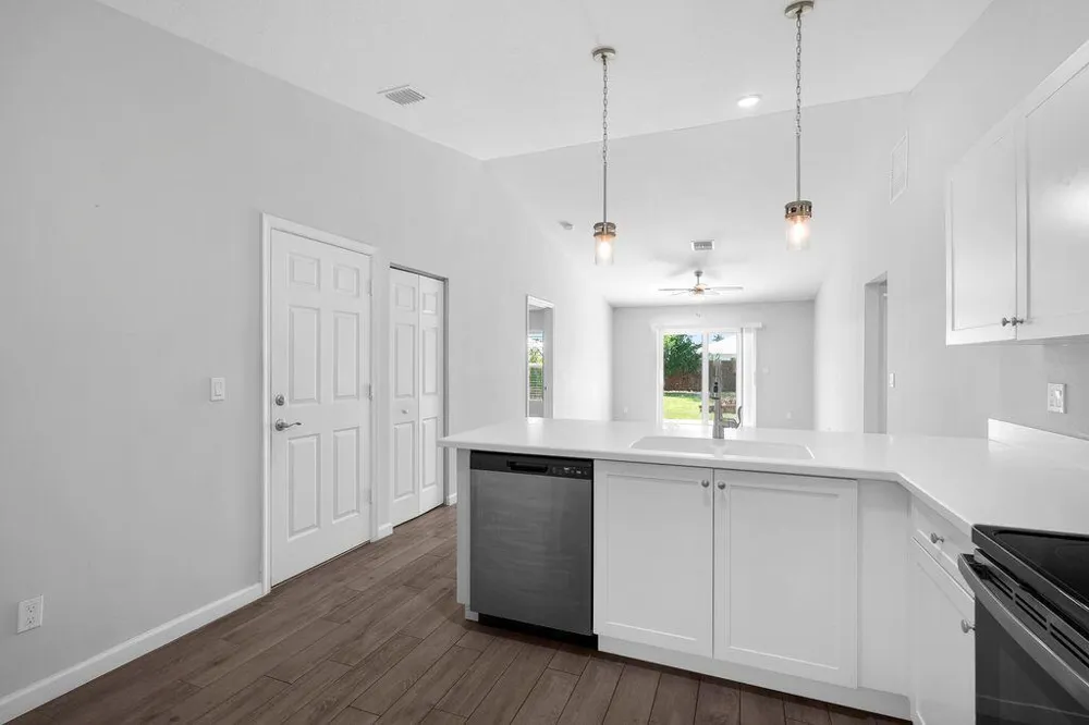 5078 SE ISABELITA AVENUE Stuart, FL 34997