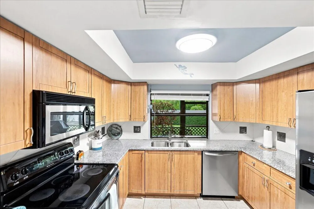 4150 NE Breakwater Drive Jensen Beach, FL 34957