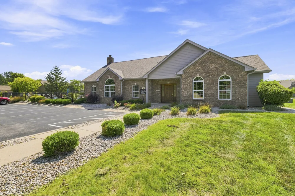 2379 Saddle Drive Shelbyville, IN 46176